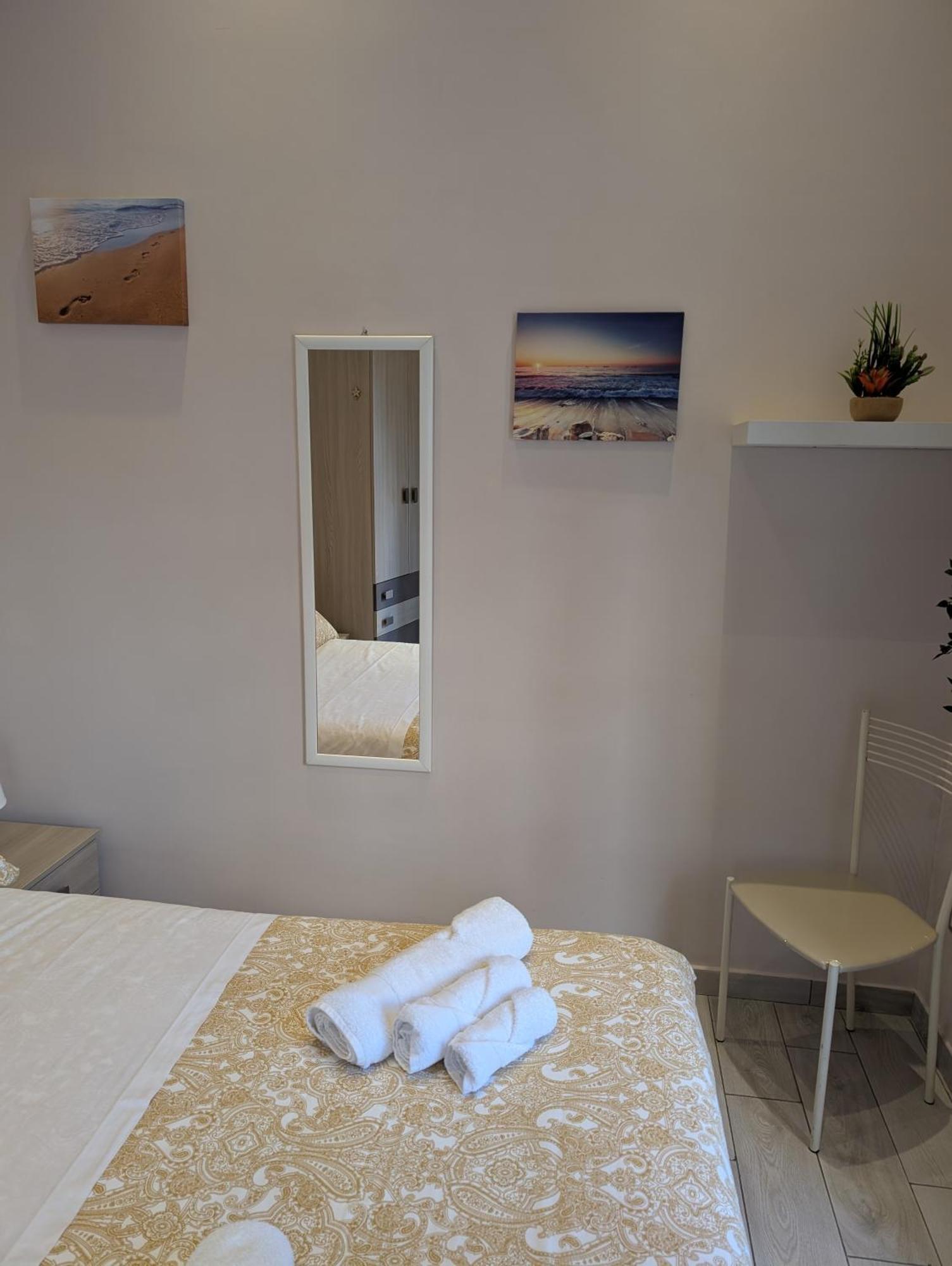 La Dimora Di Dora Διαμέρισμα Νάπολη Δωμάτιο φωτογραφία